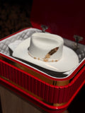 Sombrero de Oro con Esmeraldas